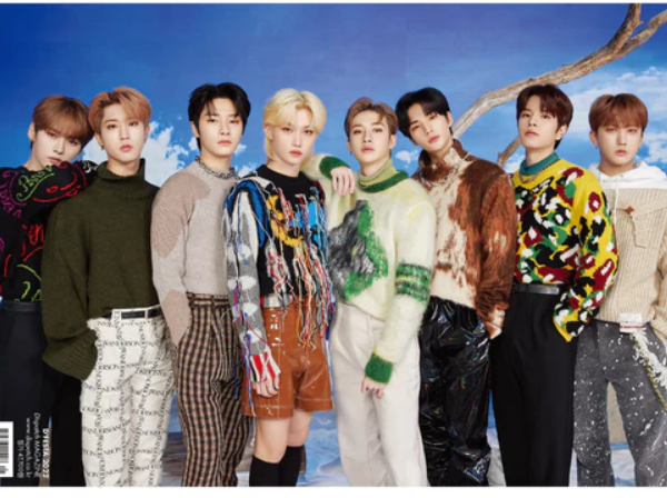 [DICON DFESTA]- STRAY KIDS SPECIAL PHOTOBOOK LENTICULAR COVER