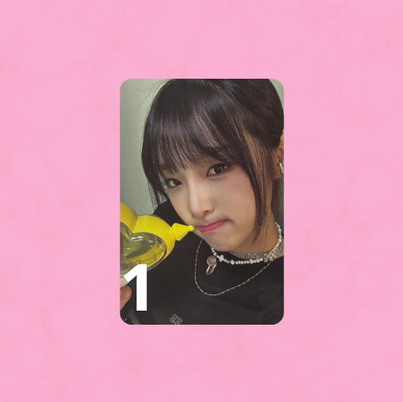 YENA - PHOTOCARD OFICIAL - LIGHTSTICK EVERLINE POB