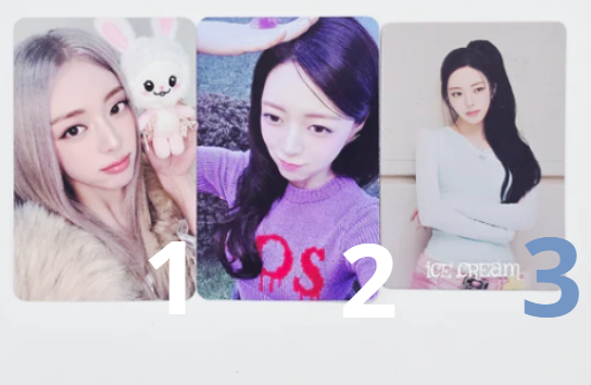 YUNA- PHOTOCARD OFICIAL APPLEMUSIC