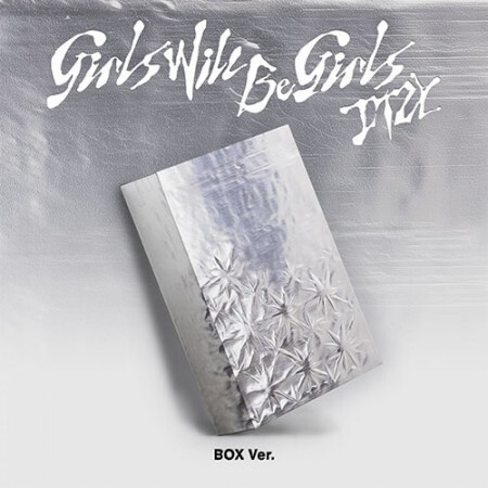 ITZY - GIRLS WILL BE GIRLS ALBUM BOX VER- PRE-ORDER