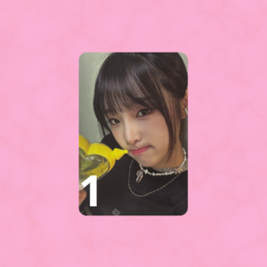 YENA - PHOTOCARD OFICIAL - LIGHTSTICK EVERLINE POB