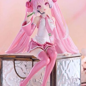 Hatsune Miku Estatua PVC Noodle Stopper Sakura Miku 2024 Pearl Color Ver. 15 cm