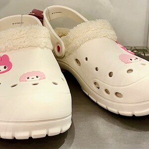 MY MELODY WINTER CROCS