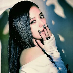 [BLACKPINK] JISOO - OFICIAL POSTER